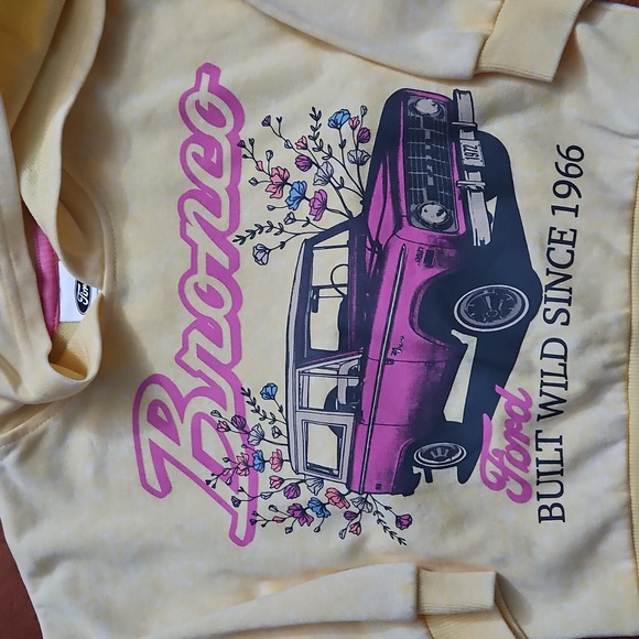 Nwt Ford Bronco Girls  2pc Hoodie Sweatpant set - Picture 2 of 7